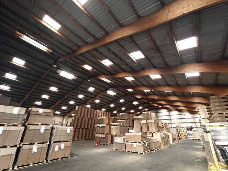 Entrepôt - 2 000 m²