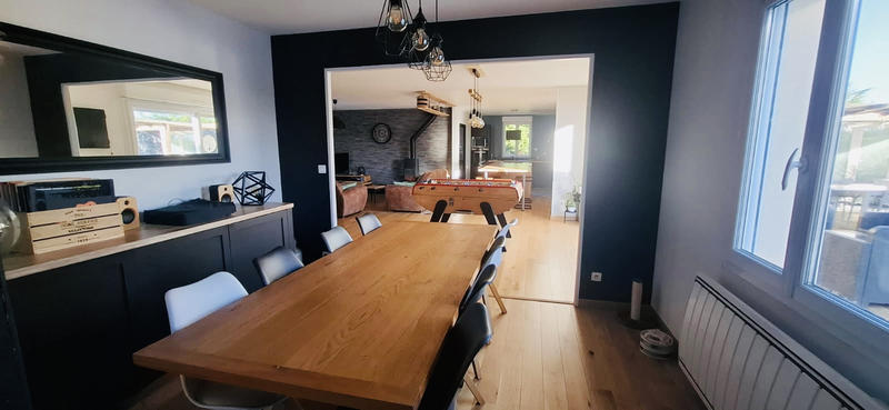 Maison - 200 m² - 8 pièces