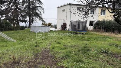 Maison - 111 m² - 5 pièces