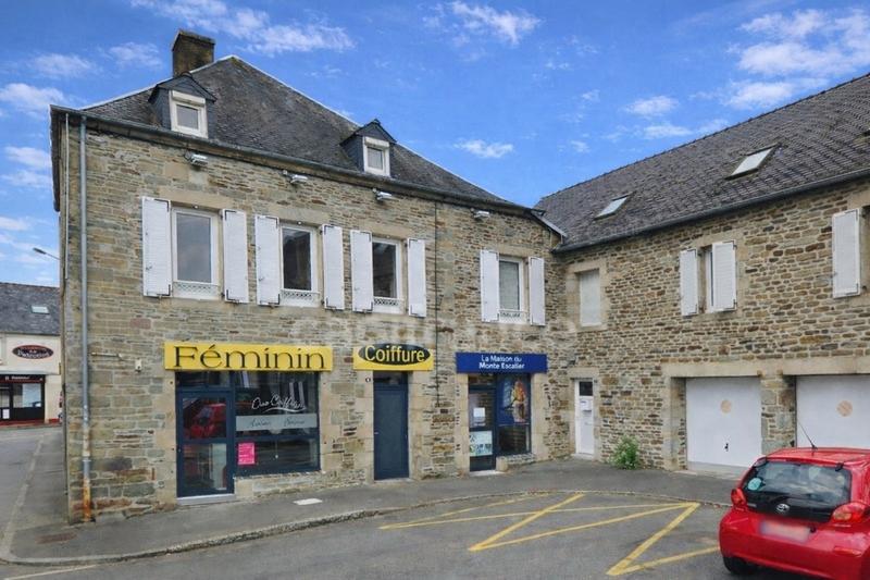 Local commercial - 70 m² - 3 pièces