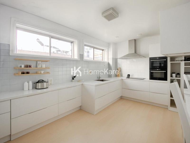 Appartement - 120 m² - 5 pièces