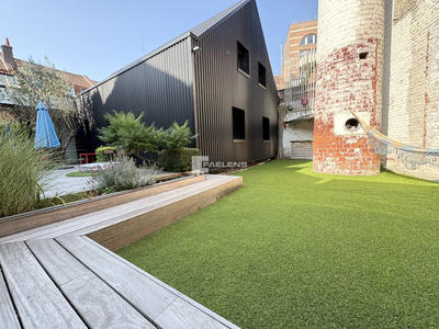 Maison - 258 m² - 8 pièces