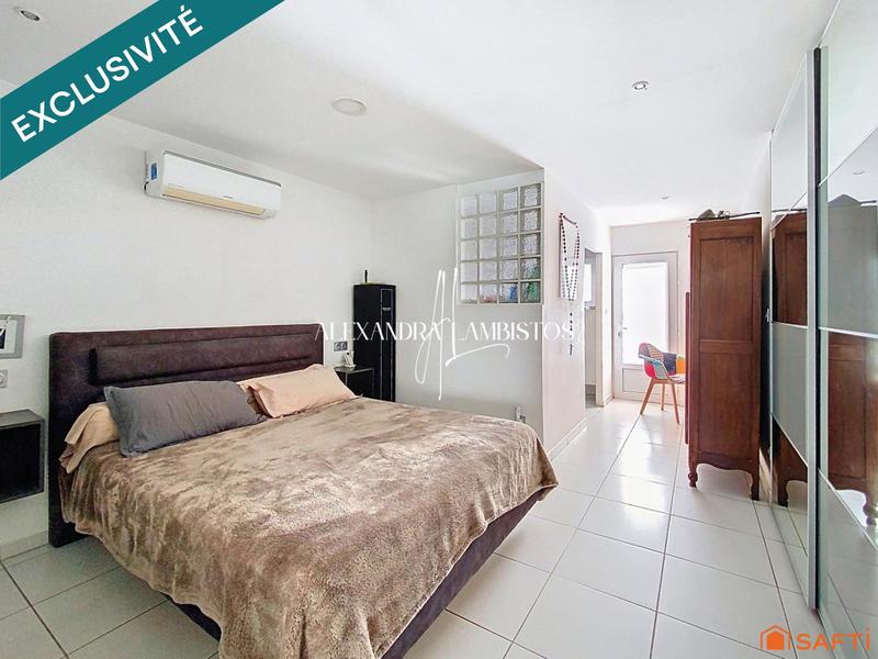 Maison - 248 m² - 10 pièces