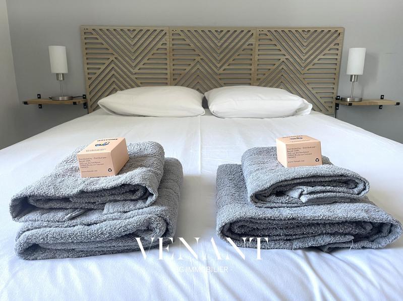 Maison - 260 m² - 9 pièces