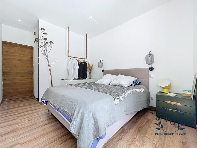 Villa - 207 m² - 7 pièces