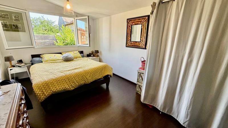 Maison - 190 m² - 7 pièces