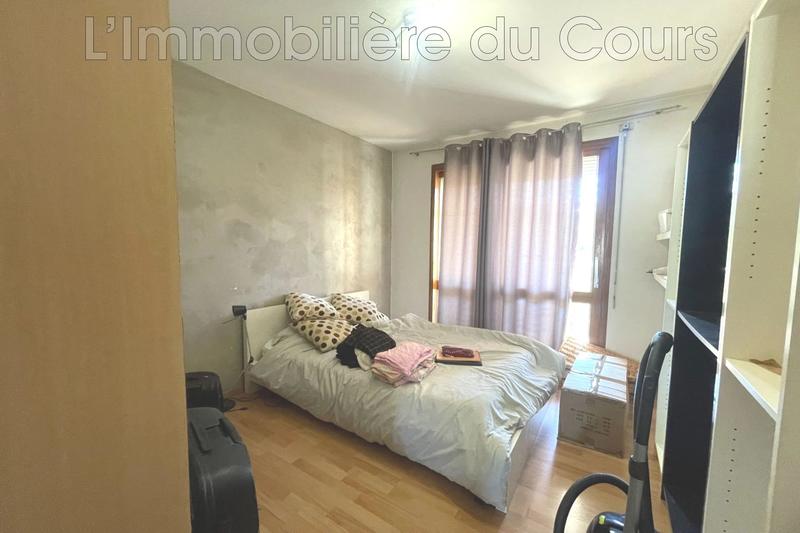 Appartement - 100 m² - 5 pièces