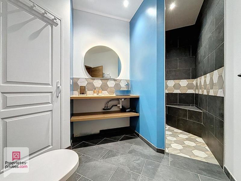 Appartement - 77 m² - 3 pièces