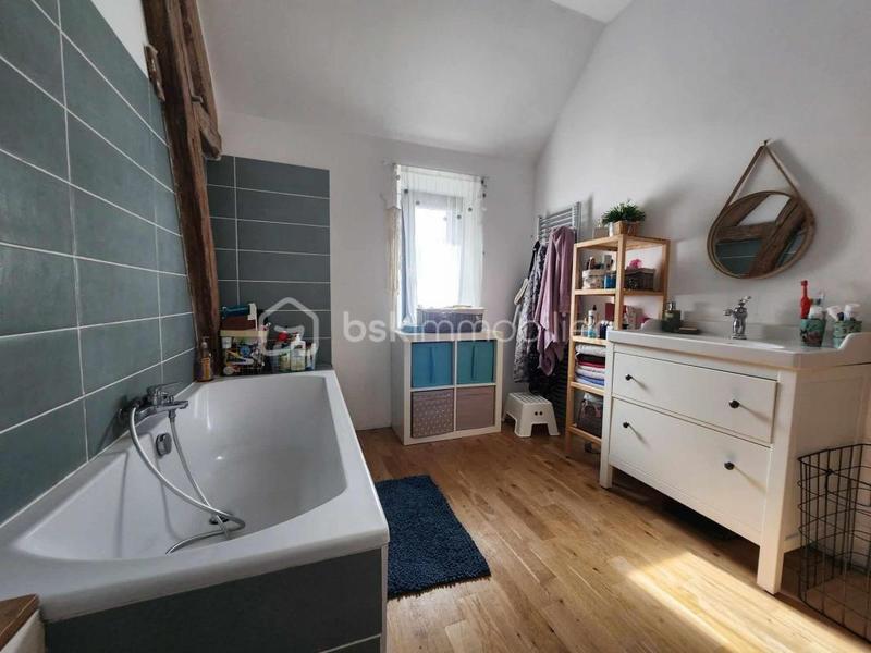 Maison - 392 m² - 6 pièces