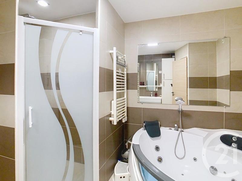 Appartement - 106 m² - 5 pièces