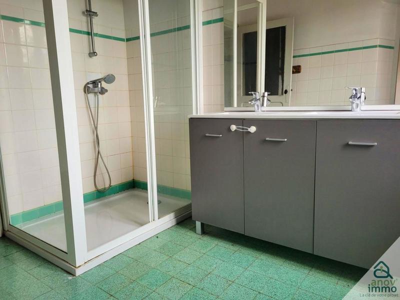 Maison - 195 m² - 6 pièces