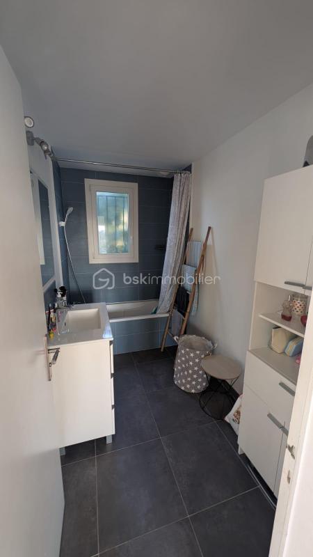 Maison traditionnelle - 110 m² - 6 pièces