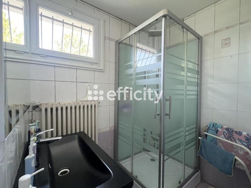 Pavillon - 193 m² - 8 pièces