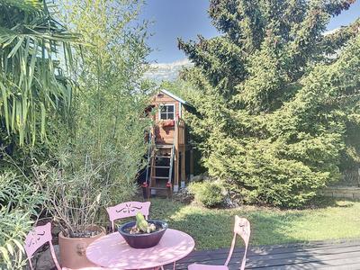 Villa - 146 m² - 6 pièces