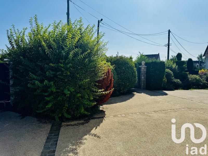 Maison - 211 m² - 8 pièces