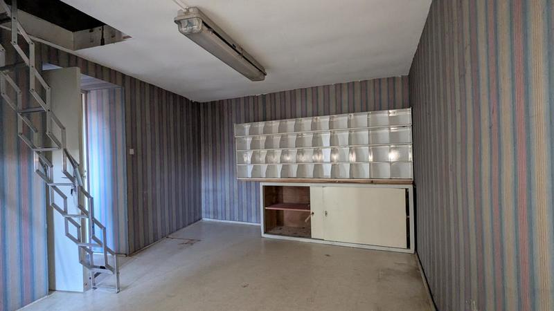 Maison - 200 m² - 12 pièces