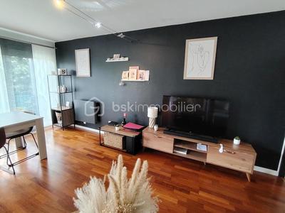 Appartement - 94 m² - 4 pièces