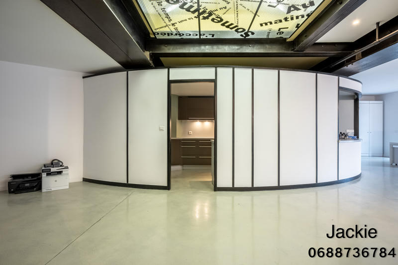 Appartement - 160 m² - 4 pièces