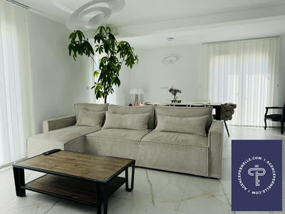 Maison - 99 m² - 4 pièces