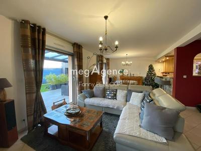 Maison - 158 m² - 6 pièces