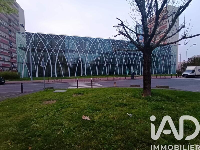 Appartement - 65 m² - 4 pièces