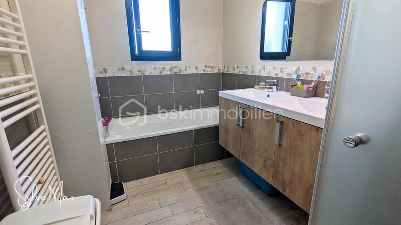 Maison - 113 m² - 4 pièces