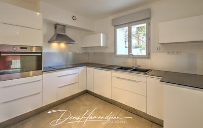 Maison - 123 m² - 5 pièces