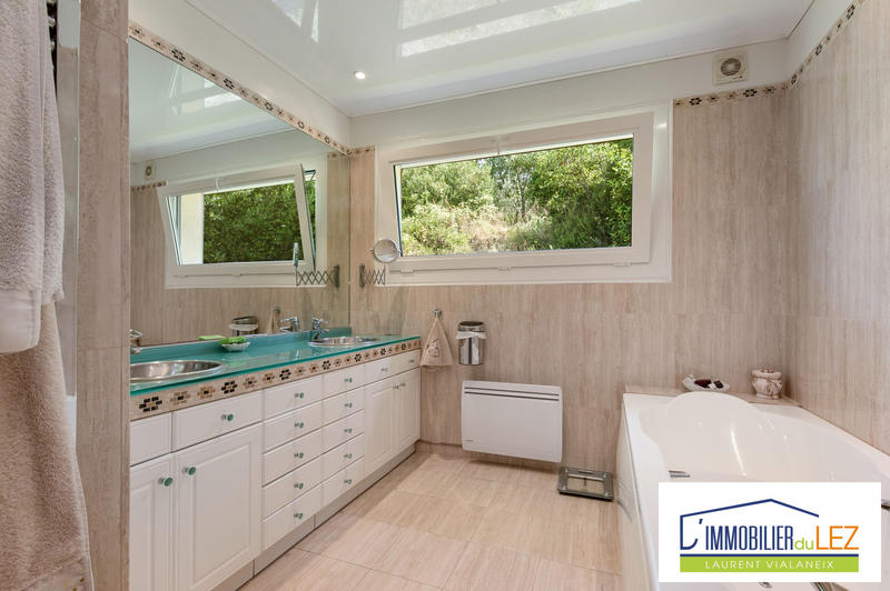 Villa - 220 m² - 7 pièces