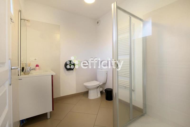 Maison - 155 m² - 6 pièces