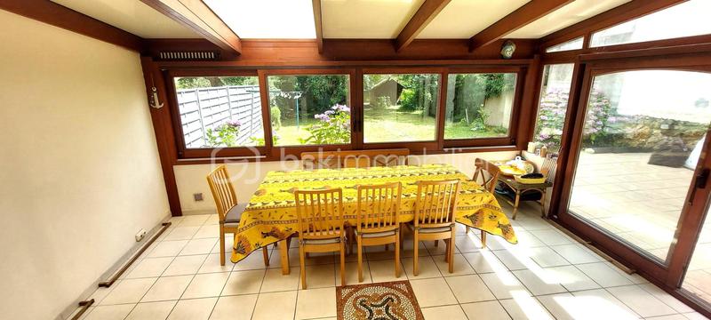 Maison - 136 m² - 7 pièces