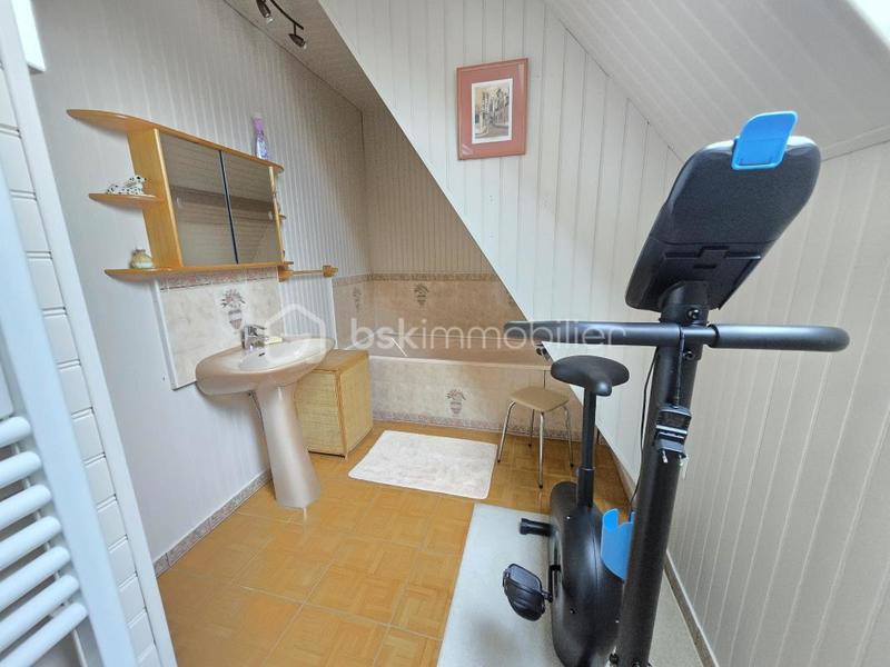 Pavillon - 217 m² - 7 pièces