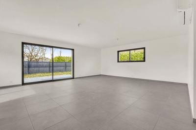 Maison - 106 m² - 4 pièces