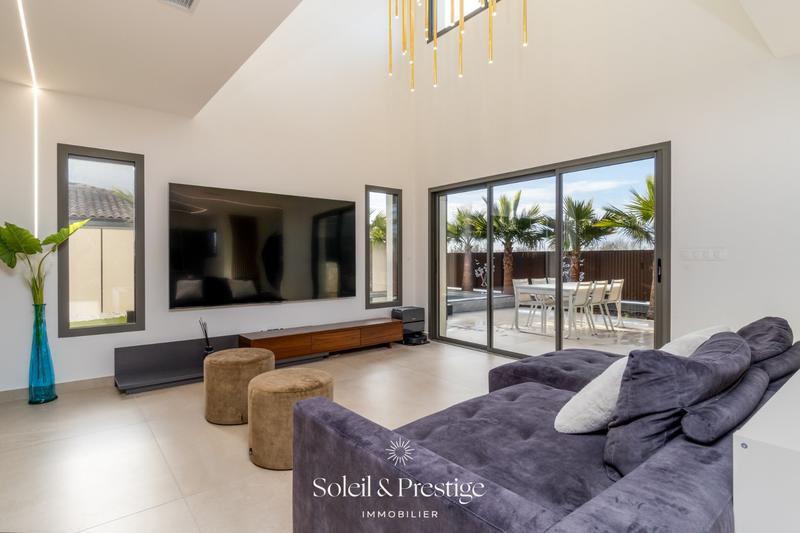 Maison - 140 m² - 5 pièces