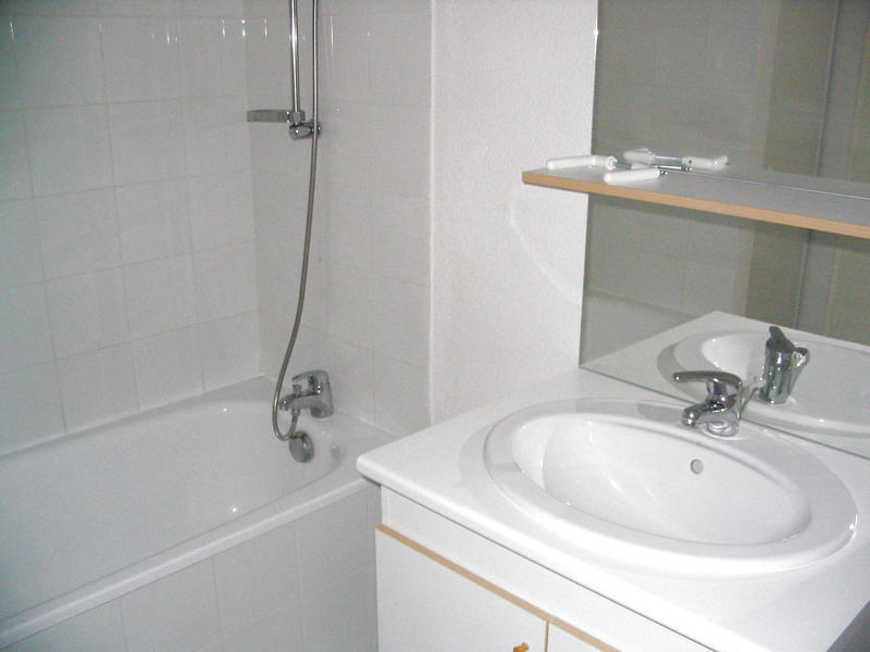 Local commercial - 43 m² - 2 pièces