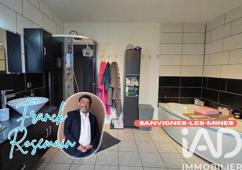 Maison de ville - 216 m² - 9 pièces