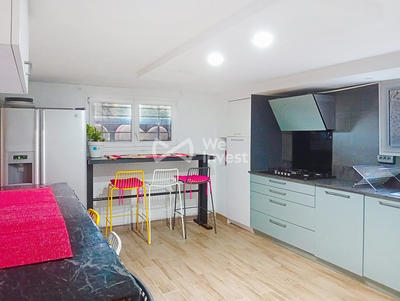 Maison contemporaine - 340 m² - 10 pièces