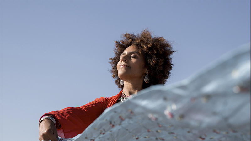 Malika Zarra &amp; Leo Montana