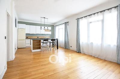 Appartement - 65 m² - 2 pièces