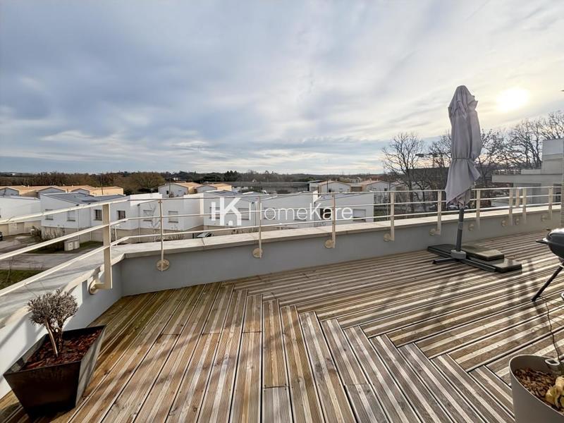 Appartement - 90 m² - 4 pièces