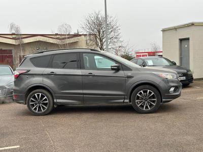 Ford Kuga II (2) 1.5 Tdci 120 s&amp;S 4x2 St-Line Powershift