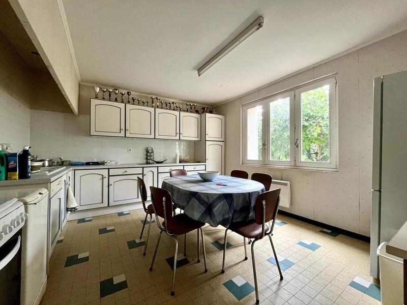 Maison - 90 m² - 4 pièces