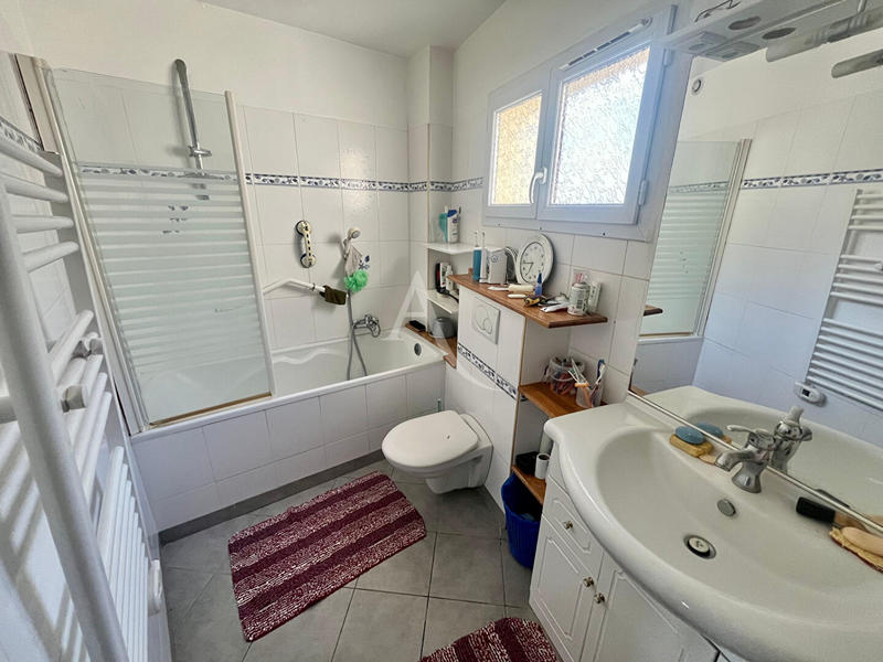 Maison - 172 m² - 5 pièces