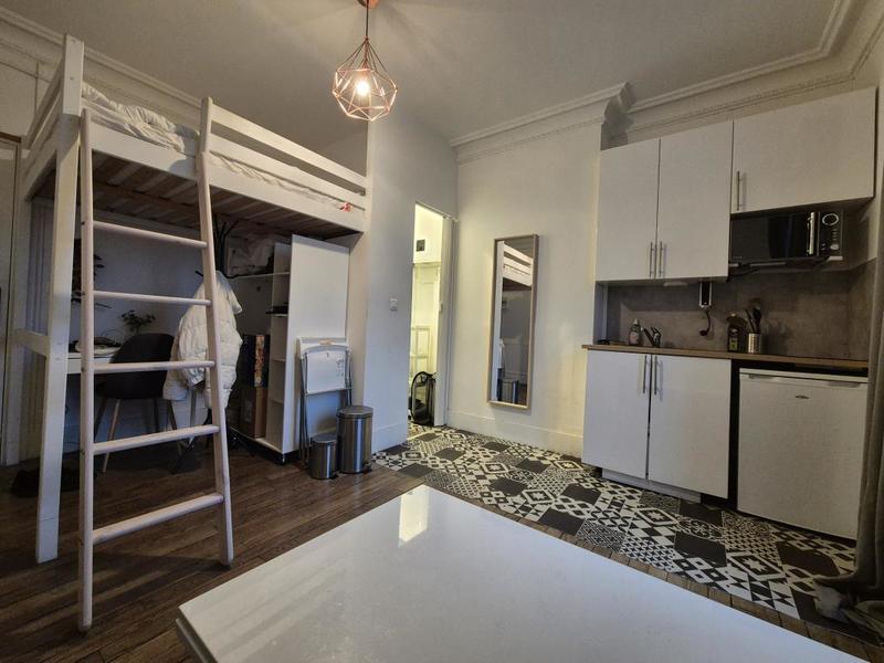 Studio - 18 m² - 1 pièce