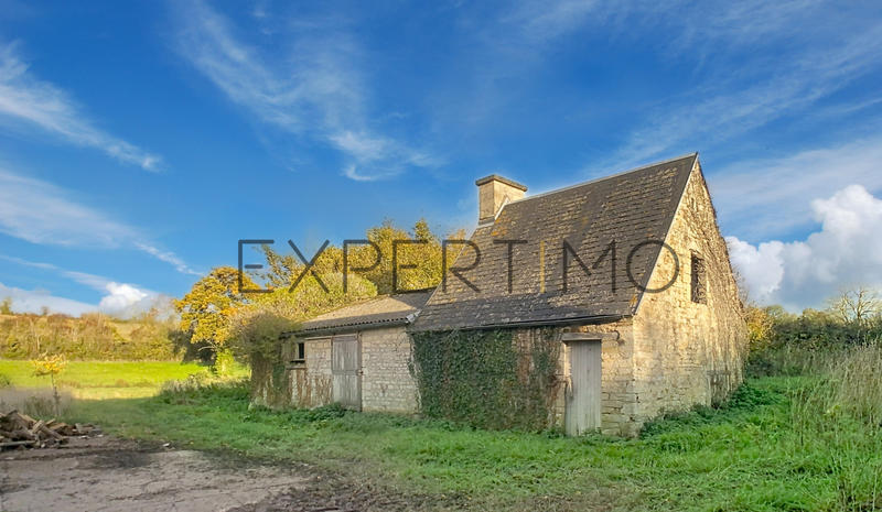 Maison - 230 m² - 9 pièces