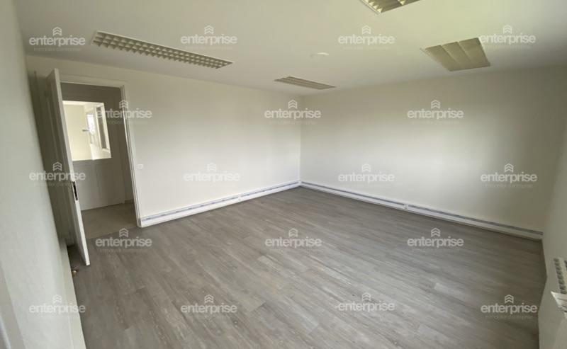 Bureau - 368 m²