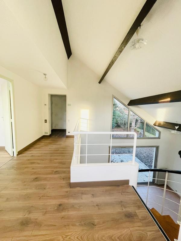 Maison - 136 m² - 5 pièces