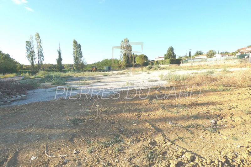 Terrain constructible - 897 m²