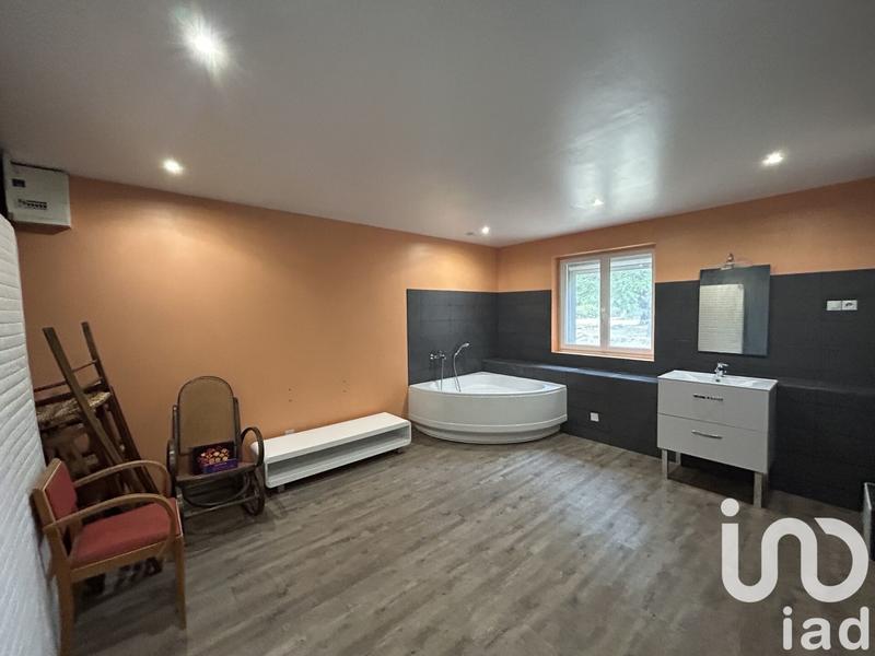 Maison de village - 339 m² - 10 pièces