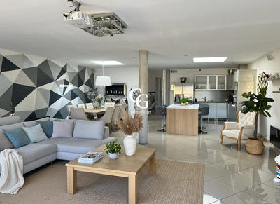 Maison - 115 m² - 3 pièces