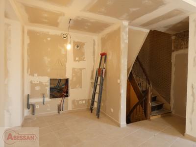 Maison de village - 80 m² - 4 pièces